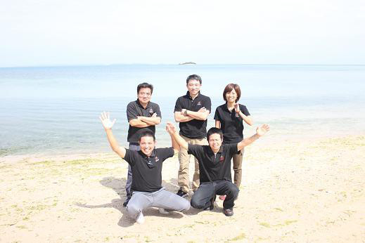 はいさーい!!赤マルソウなつきの楽しいなつKitchen・:*:・°-沖縄美々ビーチ